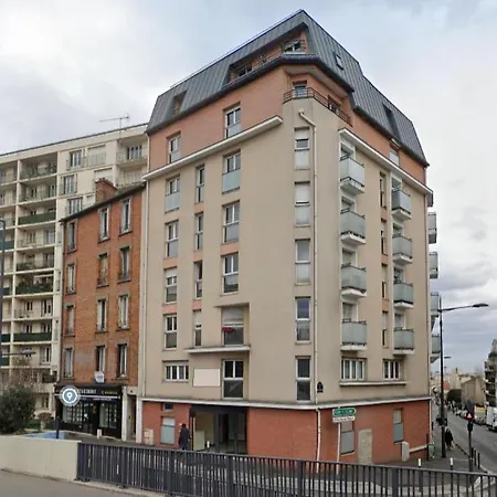 Apartment Studio Paris Sud A Cote Du Metro Villejuif