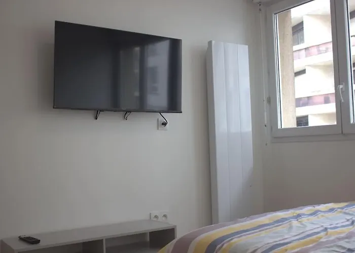 Appartement Paris Sud A Cote Du Metro Villejuif